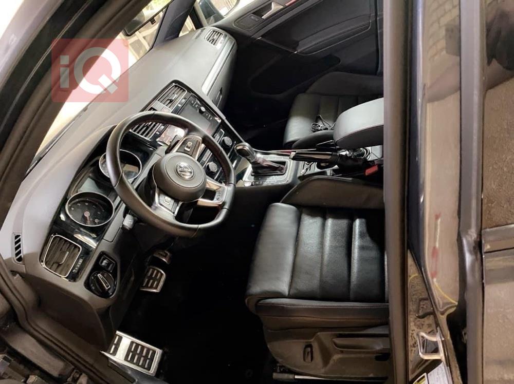 ڤۆڵکسواگن گۆلف